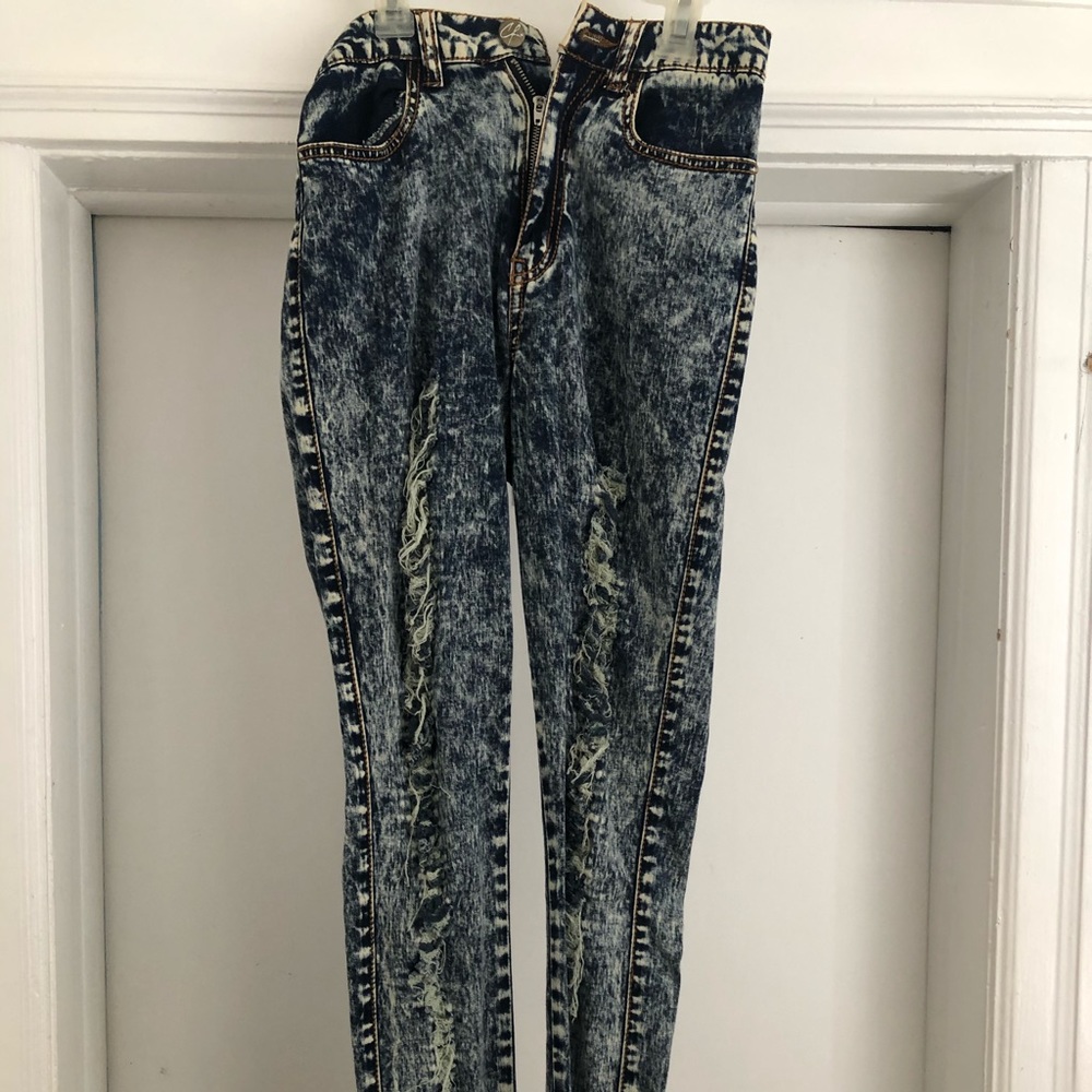 High waisted skinny jeans